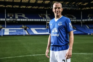 Andy Johnson claims that the "underrated" player he played with at Everton was "top class."