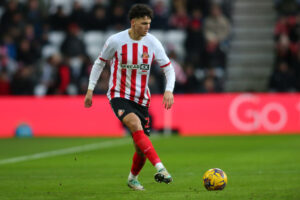 Sunderland's defensive crisis worsens with Jenson Seelt injury