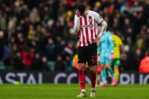 Sunderland rocked by new injury blow as defensive crisis deepens