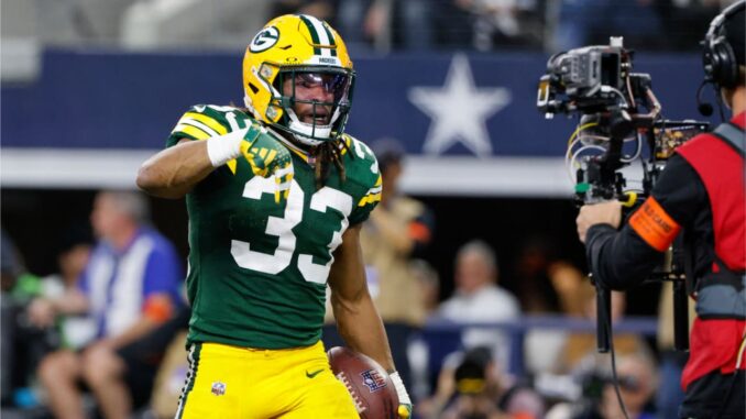 Packers defeat the Cowboys in a wild-card game thanks to three touchdowns from Aaron Jones: "He's a unique guy."