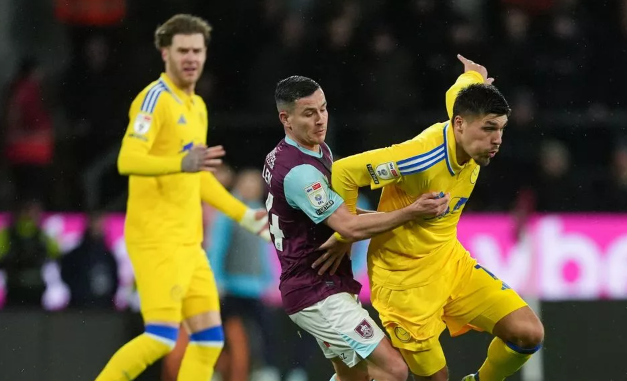 Leeds United and Burnley played out an uneventful at Turf Moor last night