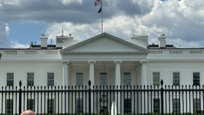 Armed Man Shot by Secret Service Near White House