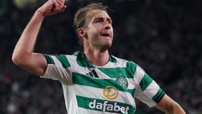 Celtic eyeing summer move for Motherwell star crowned the best in the league